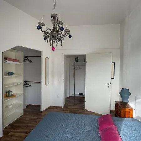 Apartamento Feine 2-zimmer Dachgeschosswohnung